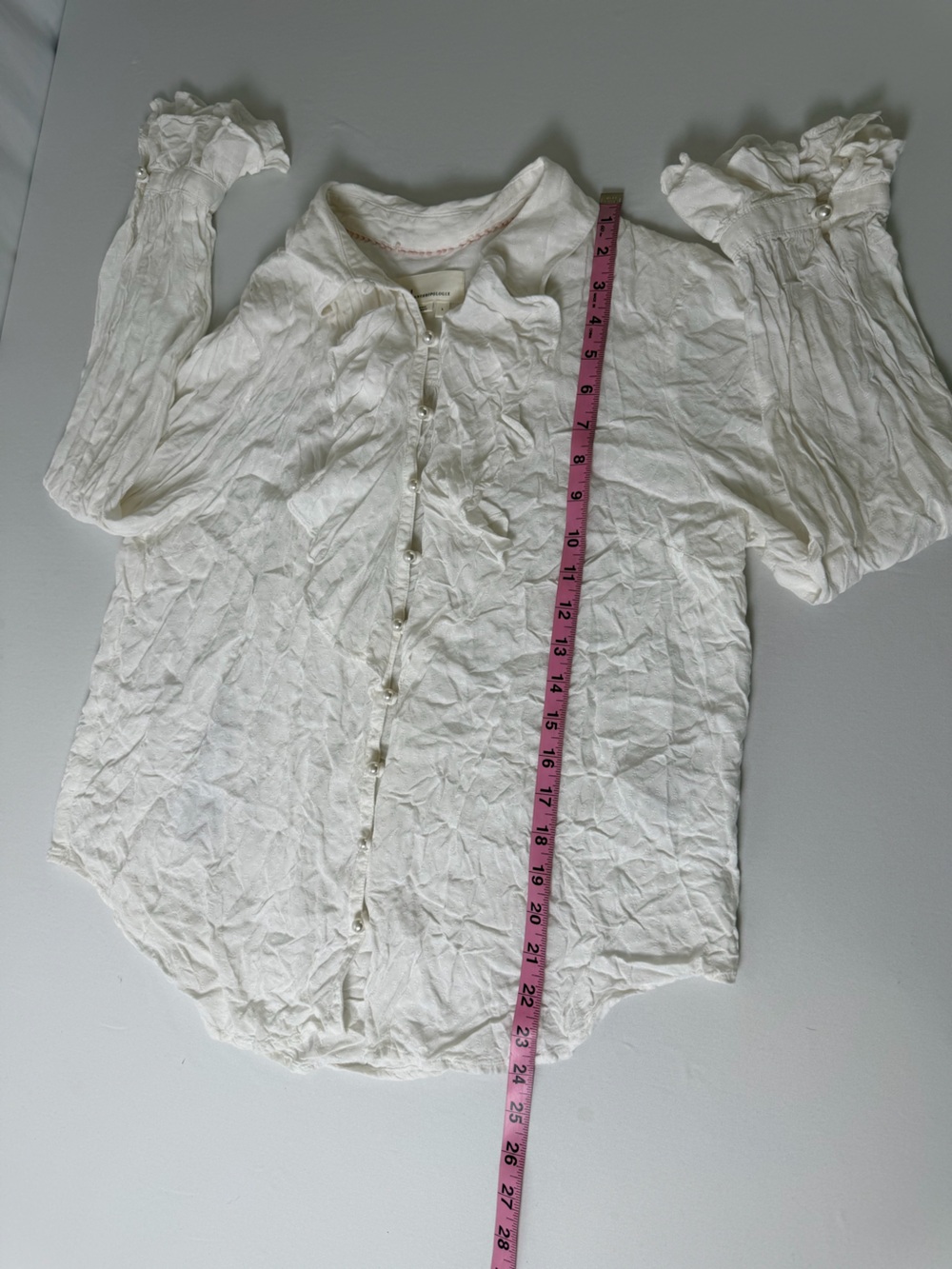 Anthropologie Ruffled Button Up Blouse Womens L White Pearl Buttons 100%Viscose